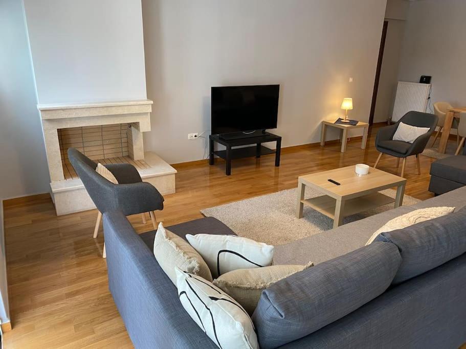 Classy 3Br With 2 Bathrooms Apartment In Marousi Atény Exteriér fotografie