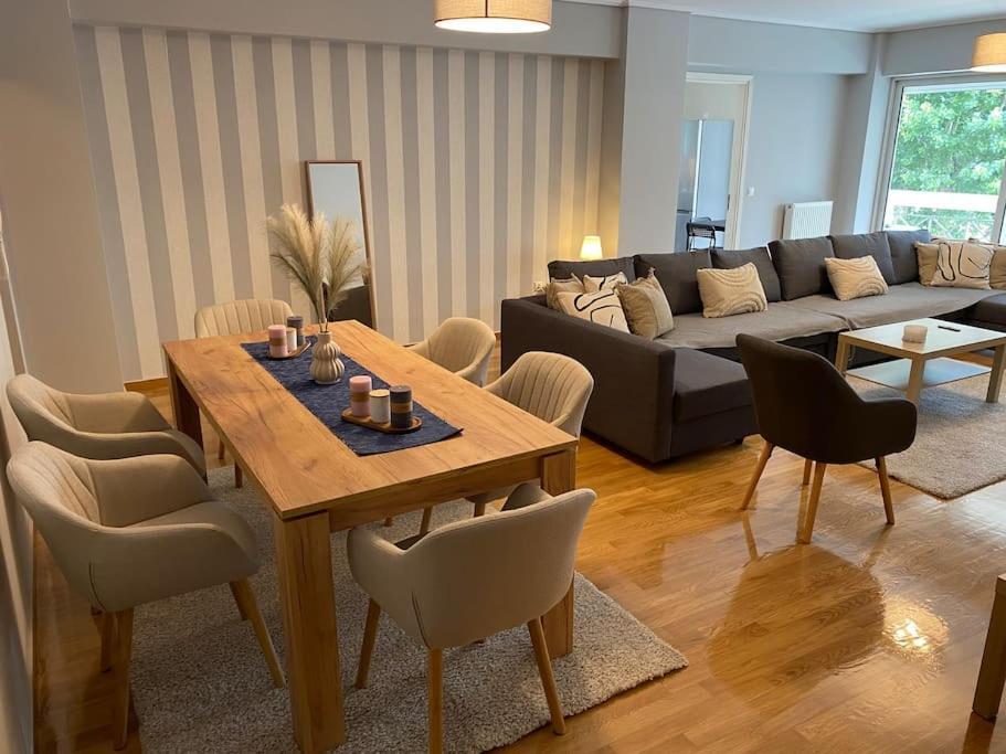 Classy 3Br With 2 Bathrooms Apartment In Marousi Atény Exteriér fotografie